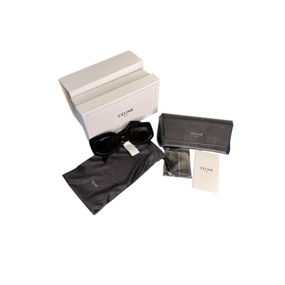 Celine NWT Bold Three Dots 54MM Butterfly Sunglasses in Black - Picture 2 of 12